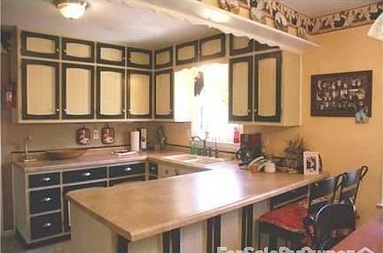 5th image of 9044 Dewberry Ct
