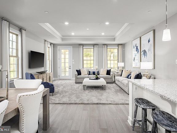 5th image of 6489 Swimmer Row Way