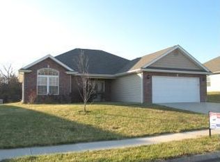 2601 Feldspar Ct, Columbia, MO 65202