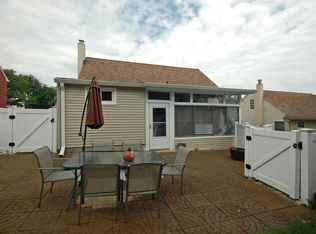 108 Elizabeth Pl, Totowa, NJ