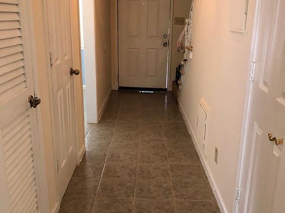 5th image of 3584 Wessex Ct #3584