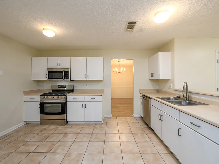 4827 Snap Creek Ln — Photo 17