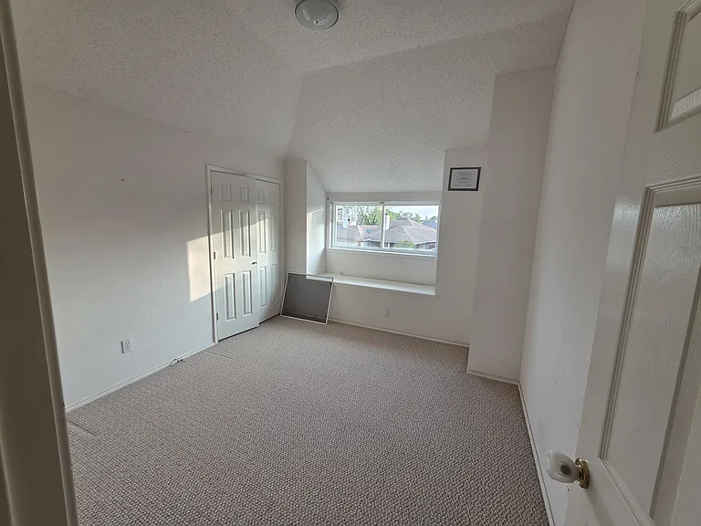 1820 Springmont Dr — Photo 24