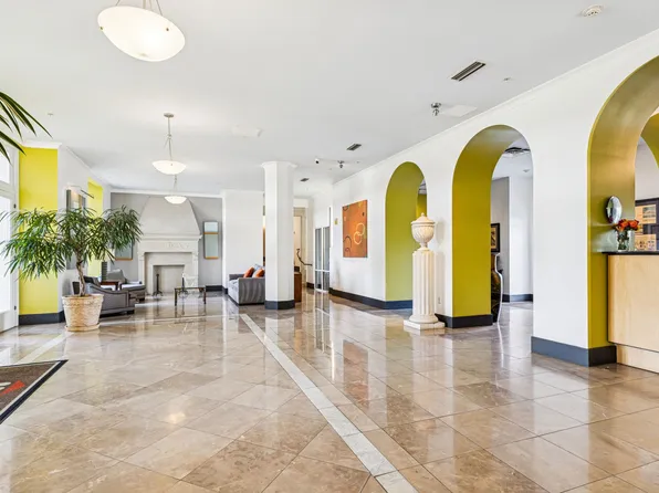 329 E Colorado Blvd APT 305, Dallas, TX 75203