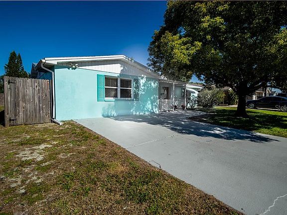 5th image of 3049 Atlantis Dr N