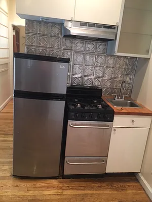 Rented by AJ Clarke | media 12
