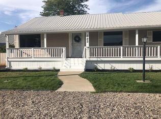 323 E 100 S, Gunnison, UT 84634