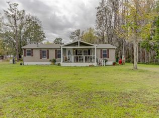17554 Driftwood Ln, Lutz, FL 33558