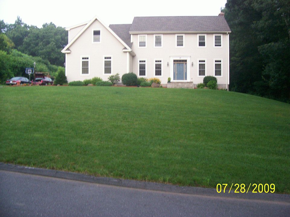 2nd image of 36 Dawes St