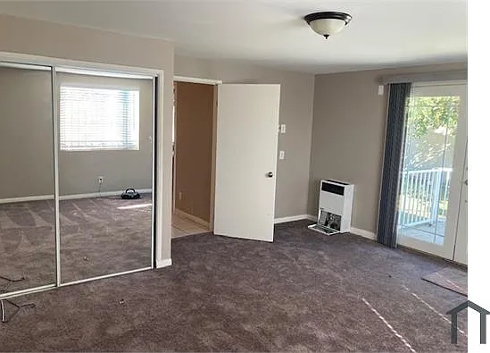 11248 Berendo Ave #STUDIO — Photo 6