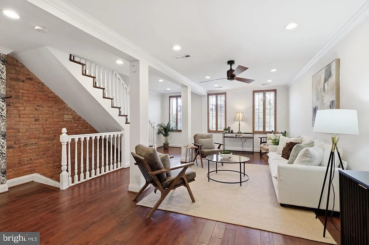 3 bed, 1840 sqft, $4,600 — Photo 1