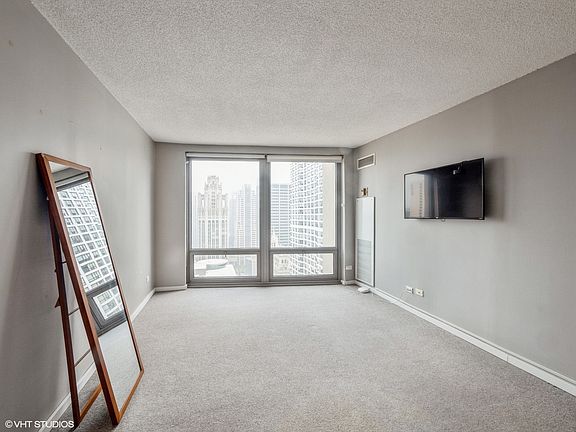 5th image of 440 N Wabash Ave APT 4011