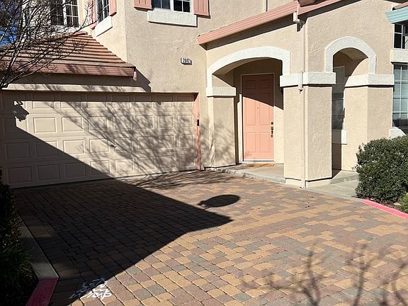 front dahlia_01312023