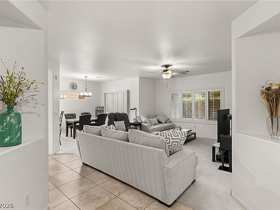 4th image of 2625 Langford Ave