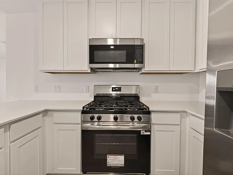 2410 Cherry Ruby Dr — Photo 11