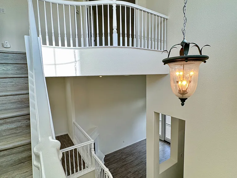 1331 Bayside Cir — Photo 46
