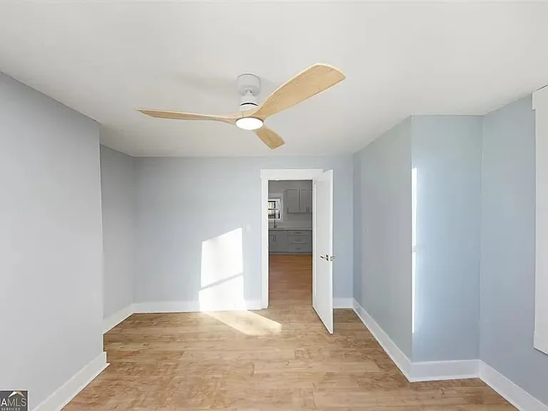 61 Linam Ave SE — Photo 9