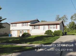 4172 Norman Dr SE, Grand Rapids, MI 49508