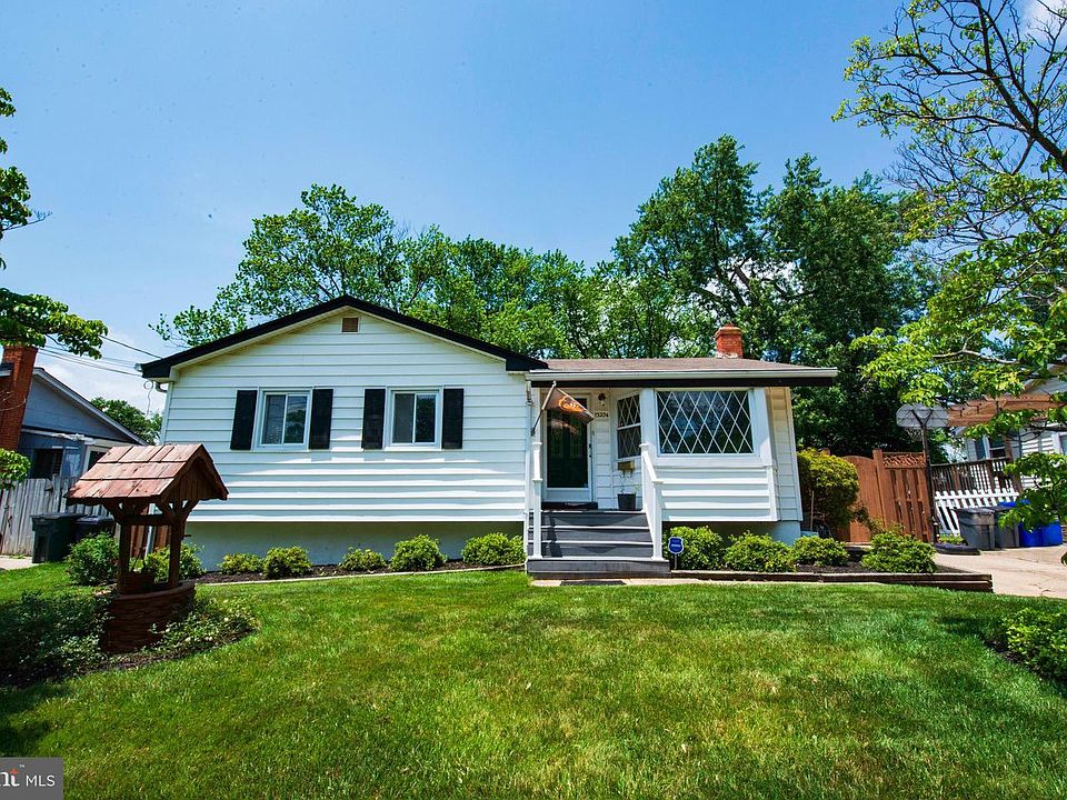 1st image of 13204 Dumbarton Dr