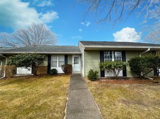 384 Woodbridge Dr UNIT C, Ridge, NY 11961