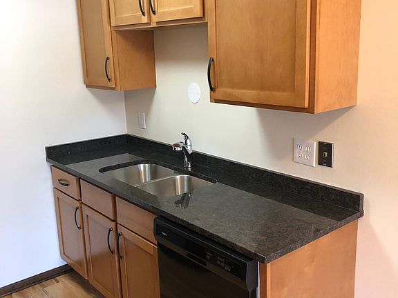 2nd image of 1480 Randolph Ave #309