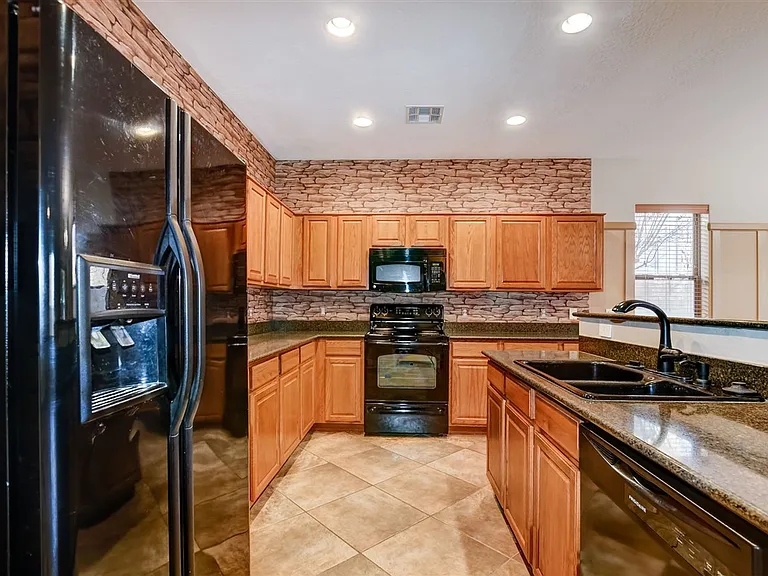 1148 Arden Ct — Photo 6