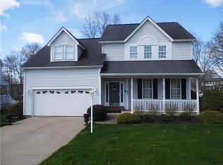 402 Lytham Ct, Coraopolis, PA