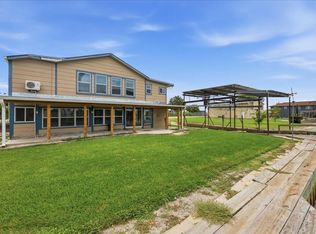 6743 Rainbow Ln, Port Arthur, TX 77642