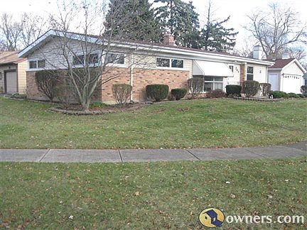Palatine 3-bedroom w/2-1/2 car garage