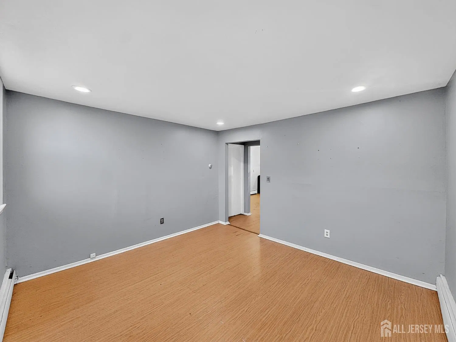 1 bed, 1.0 bath, 1860 sqft, $1,700 — Photo 3