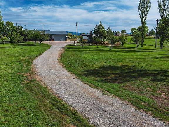 4th image of 33 Meadow Road