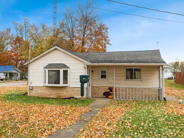 616 W 20th St, Auburn, IN 46706