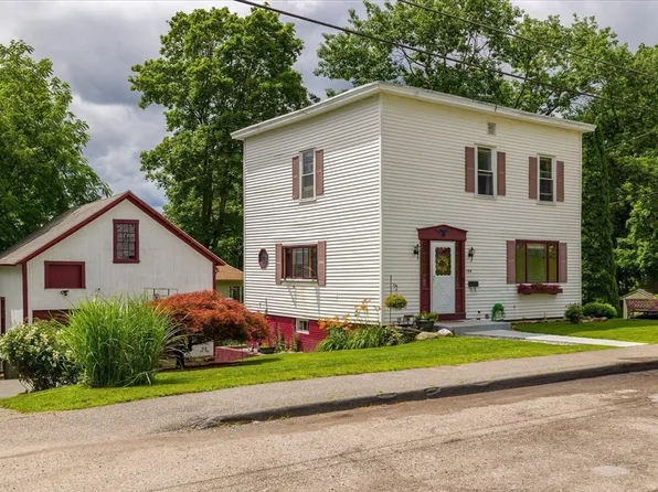 164 Logan St, Gardner, MA 01440