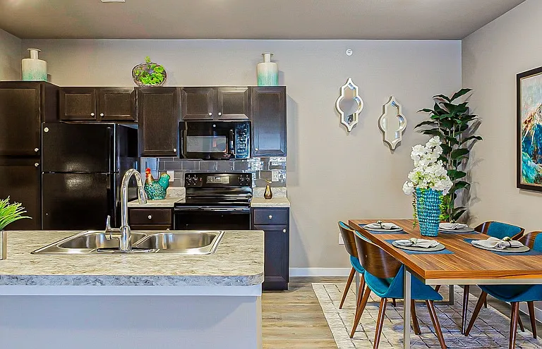 Paragon Westover Hills Apartments — Photo 5
