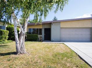 916 Queenanne Rd, Paso Robles, CA 93446