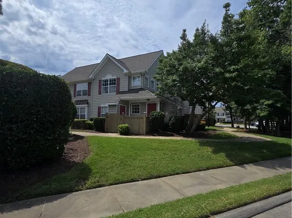 1004 Lakeside Ct, Suffolk, VA 23435