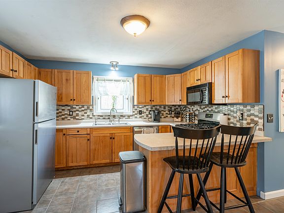 4th image of 26 Pepperell Road