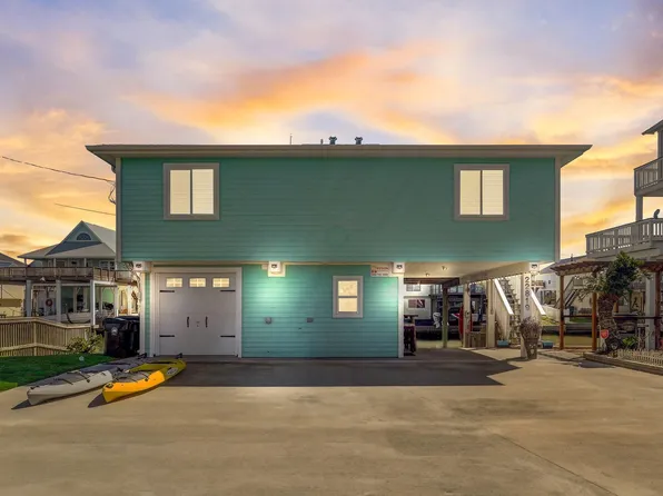 22819 Vida St, Galveston, TX 77554