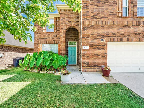 3rd image of 5121 Breeze Hollow Ct