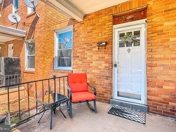 4th image of 621 Rappolla St
