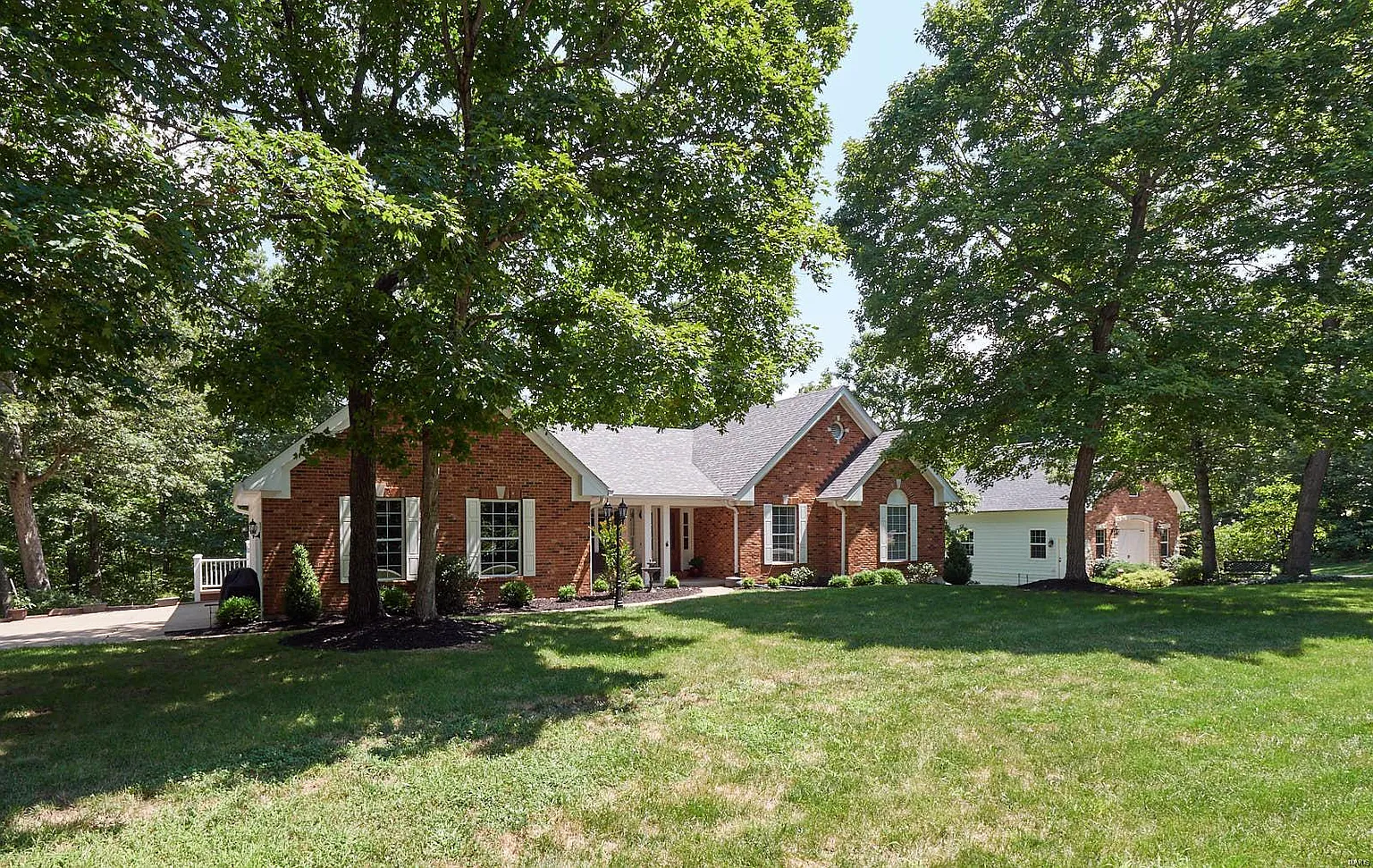 3817 Toms Cabin Ct photo 1