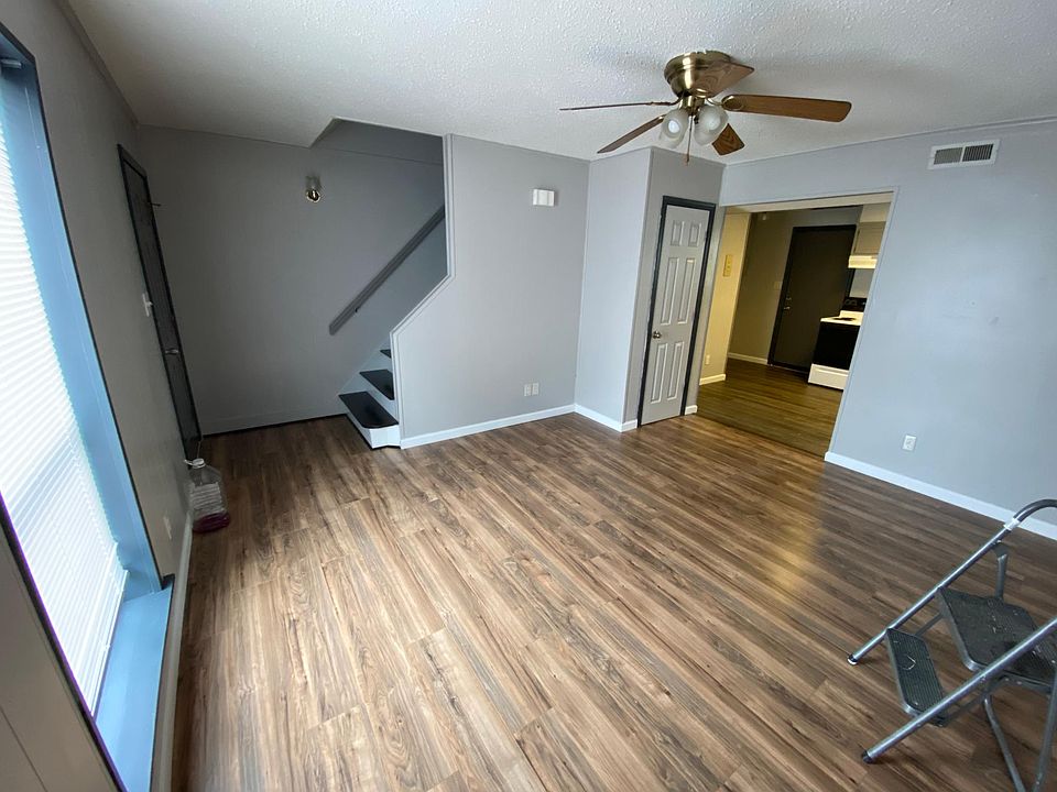 1st image of 2607 W C St #2607