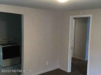 4th image of 3357 Columbus Ave #1