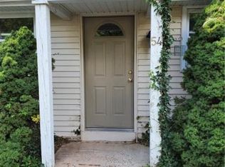 50 Country Club Rd #54, Cheshire, CT 06410