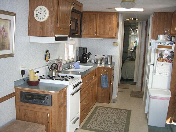 3rd image of 84250 Indio Springs Dr Space 320
