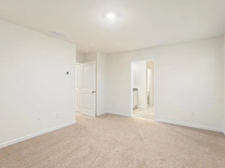 196 Quarter St — Photo 19