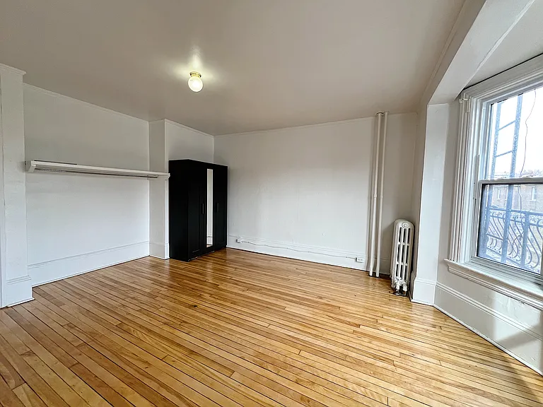 191 McLeod St #2/3 — Photo 8