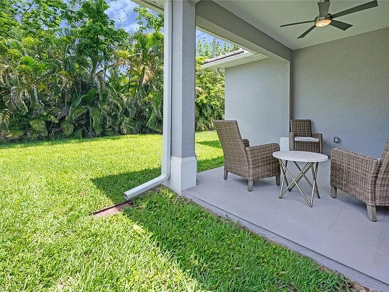 2737 Linda Dr — Photo 21