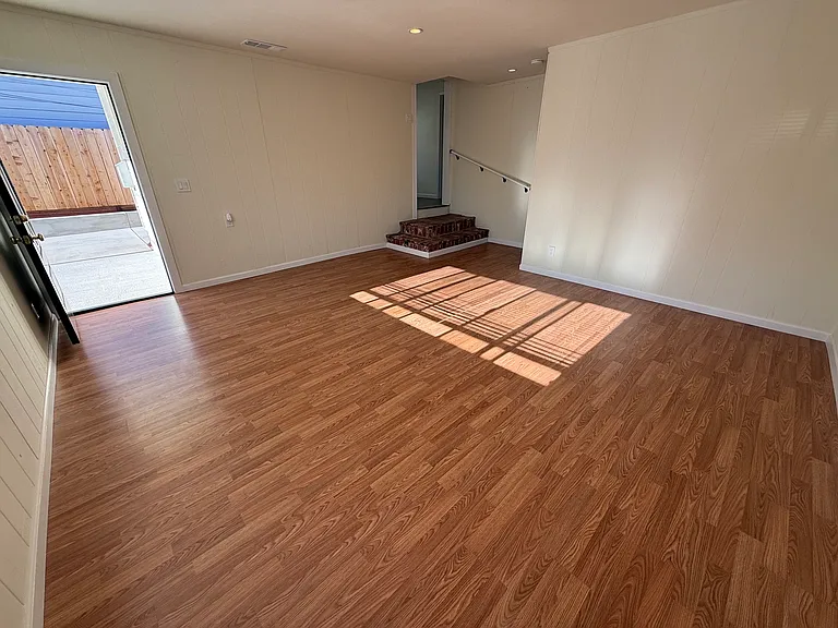 18592 Madison Ave — Photo 3