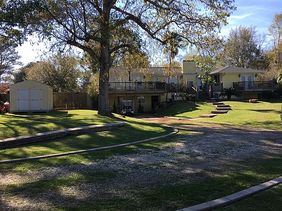 View from Tchoutacabouffa 